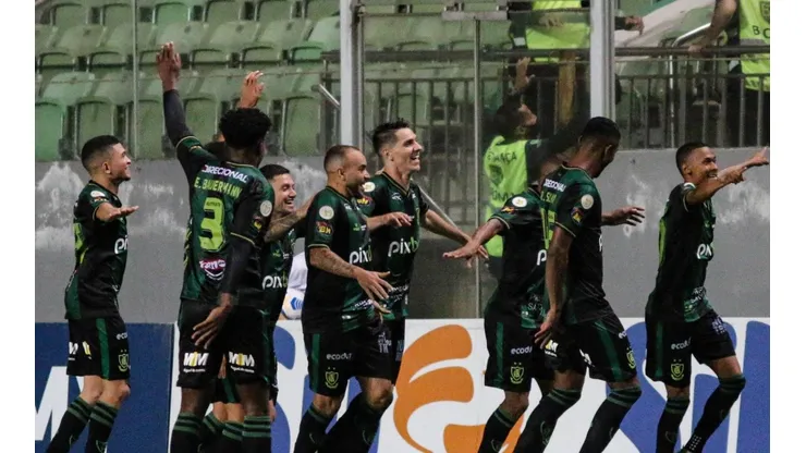 América-MG vence o Fortaleza por 2 x 1, em casa, e sobe na tabela de classificação do Campeonato Brasileiro. (Foto: Fernando Moreno/AGIF)