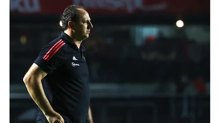 Ceni se mostrou satisfeito com a forma ofensiva que o São Paulo enfrentou o Inter (Foto: Marcello Zambrana/AGIF)