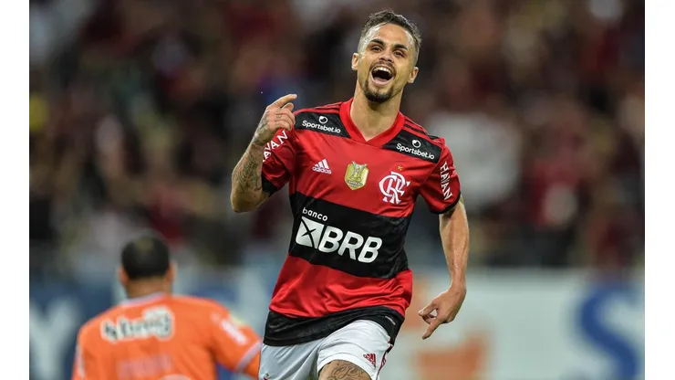 Com gol de Michael, Flamengo derrota o Atlético-MG (Foto: Thiago Ribeiro/AGIF)