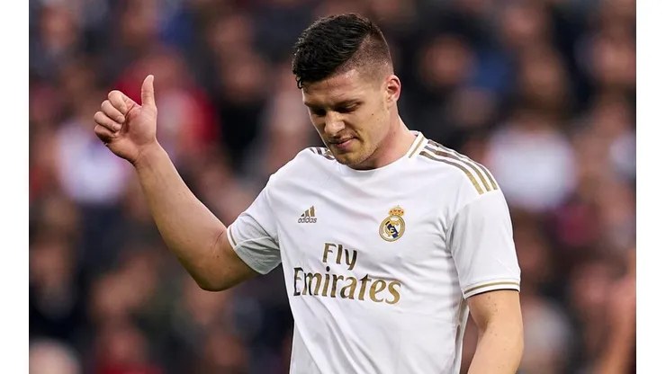 Luka Jovic é alvo do Arsenal