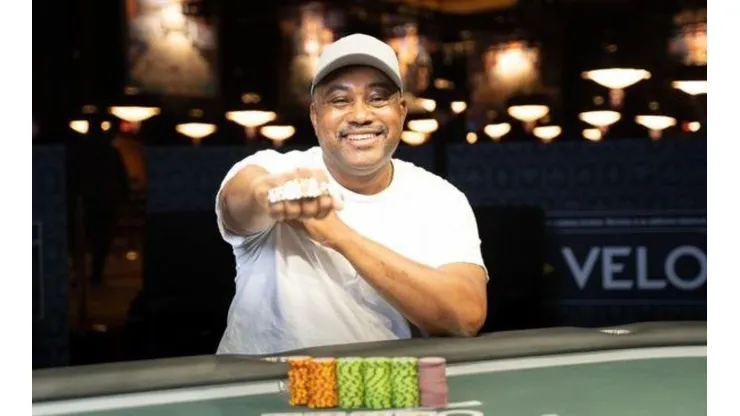 Darrin Wright ganhou o primeiro bracelete da carreira dele (Foto: Danny Kim/PokerNews)