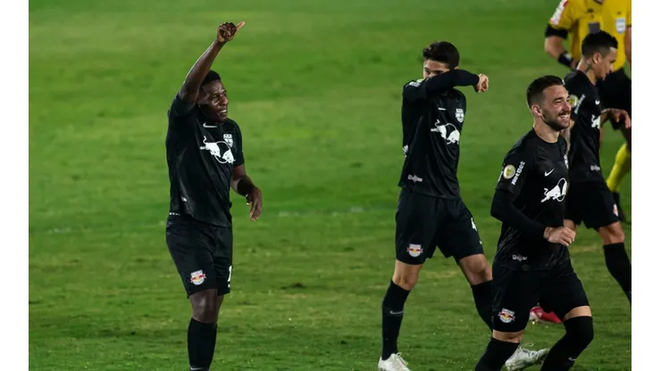 RB Bragantino vence por 3 x 0 o Sport, segue invicto no Brasileirão e entra no G-4. (Foto: Diogo Reis/AGIF)
