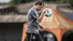 Carille participou de atividade com o grupo no último treino (Twitter/Reprodução)