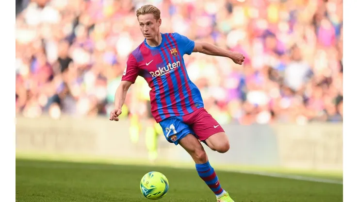 Frenkie de Jong é um dos "intocáveis" e medalhões do time catalão (Getty Images)