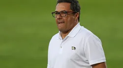 Luxemburgo tem contrato com o Cruzeiro até o final de 2021