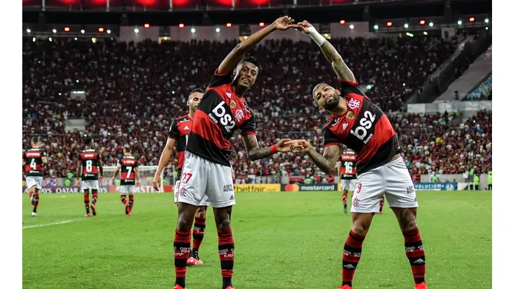 Gabigol e Bruno Henrique não atuam juntos desde o dia 3 de outubro (Foto: Thiago Ribeiro/AGIF)