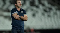 Botafogo vai para a partida contra o Goiás com a mesma escalação da última rodada (Foto: Jorge Rodrigues/AGIF)