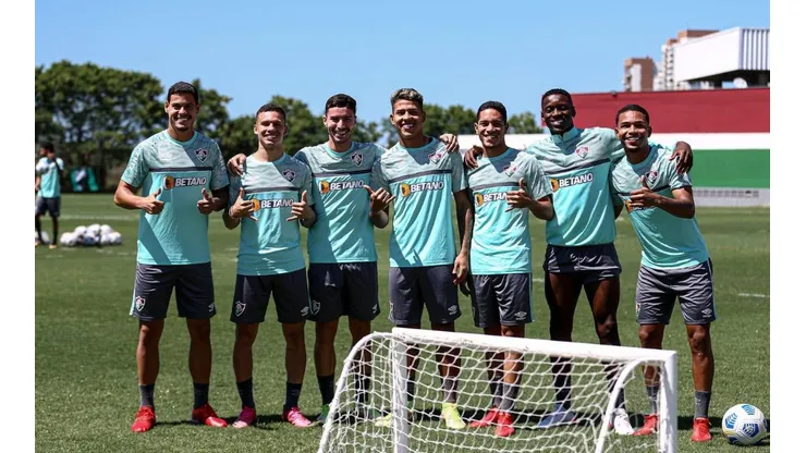 Integração entre base e profissional vem funcionando no Fluminense (Foto: Lucas Merçon/FFC)