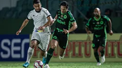 Botafogo e Goiás ficam no 1 a 1 que não ajuda nenhuma das duas equipes (Foto: Heber Gomes/AGIF)
