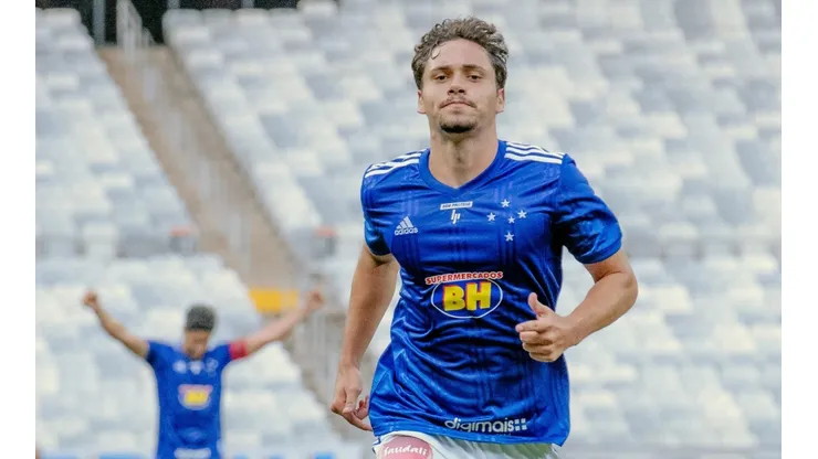 Maurício é cria da base e jogou no profissional do Cruzeiro na Série B de 2020