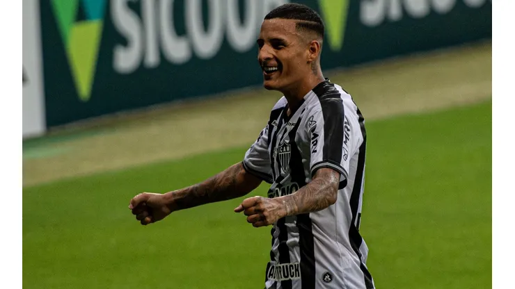 Guilherme Arana está na lista de desejos de clube inglês