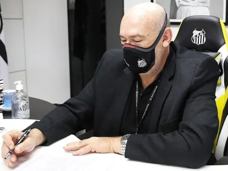 Mesmo em mau momento, elenco do Santos passa confiança no técnico Fábio Carille após reunião