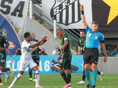 Em dia de homenagens para Pelé, América-MG bate Santos e complica o Peixe no Brasileirão