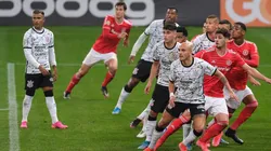 Internacional x Corinthians: times estão escalados para o confronto do Campeonato Brasileiro. (Foto: Marcello Zambrana/AGIF)