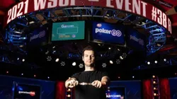 Michael Addamo conquistou o terceiro bracelete da carreira (Foto: Alec Rome/PokerNews)