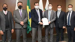 Departamento Jurídico do Cruzeiro e representantes do TJMG se reuniram
