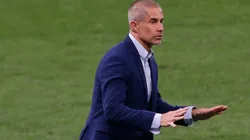 Sylvinho deve permanecer no Corinthians por mais tempo (Foto: Getty Images)