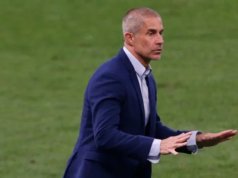 Duilio diz que Sylvinho fica no Corinthians mesmo se perder para o Internacional