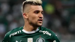 Victor Luís, lateral-esquerdo do Palmeiras (Foto: Marcello Zambrana/AGIF)