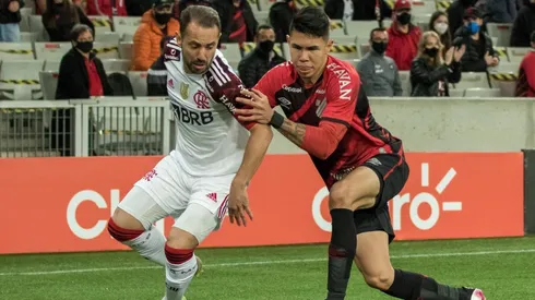 Athletico e Flamengo ficam no empate e levam decisão para segunda partida da semifinal da Copa do Brasil (Foto: Gabriel Machado/AGIF)