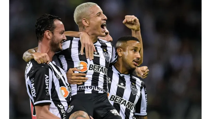 Jogadores do Atlético-MG comemoram gol diante do Fortaleza (Foto: Getty Images)
