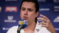 Presidente do Cruzeiro, Sèrgio Santos Rodrigues, está com dificuldades em conseguir recursos para pagar os salários atrasados do clube. Foto: Gustavo Aleixo/Cruzeiro