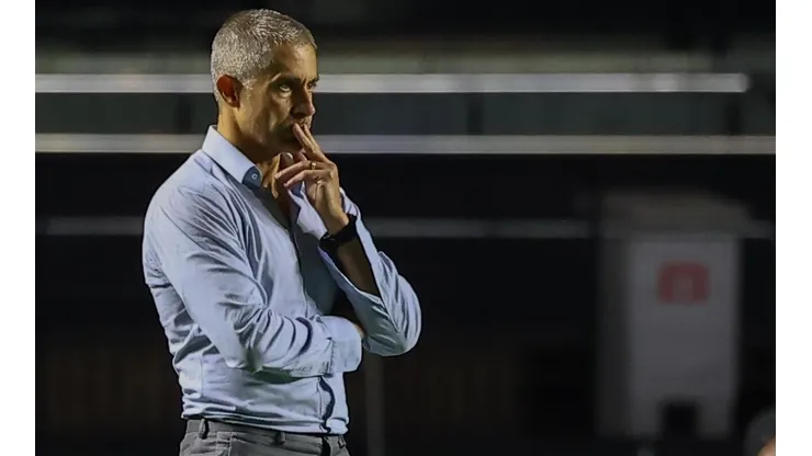 Sylvinho, técnico do Corinthians (Foto: Marcello Zambrana/AGIF)