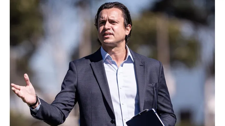 Presidente do Cruzeiro, Sérgio Santos Rodrigues, terá mais um dia de reunião com empresários e investidores