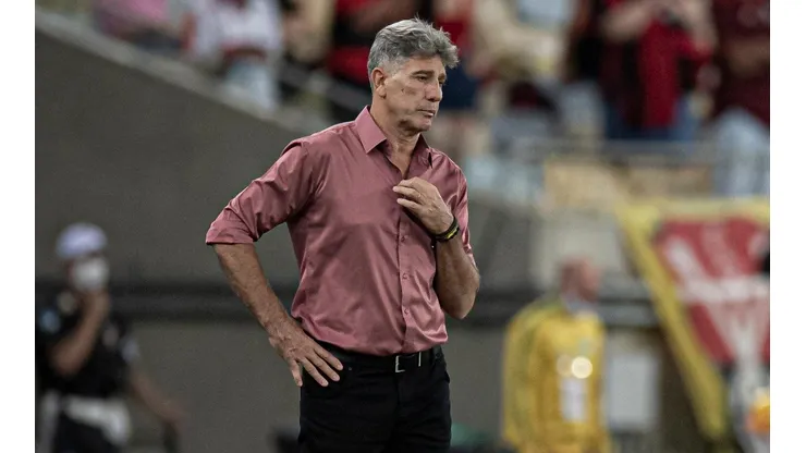 Escalação feita por Renato Gaúcho foi alvo de críticas | Crédito: Jorge Rodrigues/AGIF