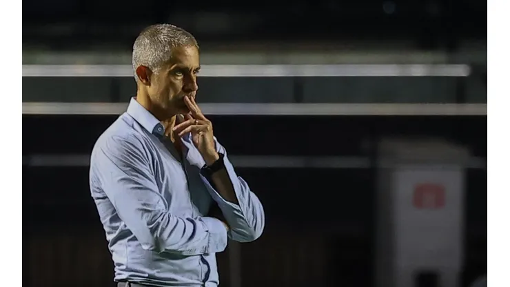 Sylvinho recebeu muitas críticas da torcida do Corinthians (Foto: Marcello Zambrana/AGIF)