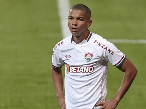 'Foco é ir atrás da vaga na Libertadores', diz zagueiro do Fluminense
