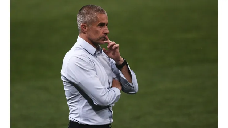 Sylvinho opta por Adson contra o São Paulo (Foto: Ettore Chiereguini/AGIF)