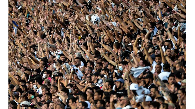 Castán comenta festa da torcida do Vasco (Foto: Thiago Ribeiro/AGIF)