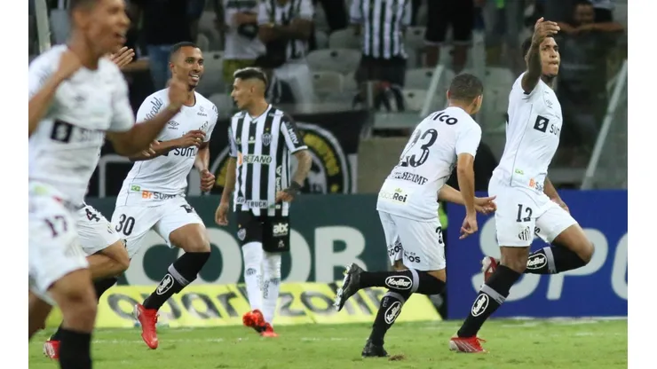 Contra o Sport, atacante poderá ser titular pela segunda vez no Santos. (Foto: Fernando Moreno/AGIF)