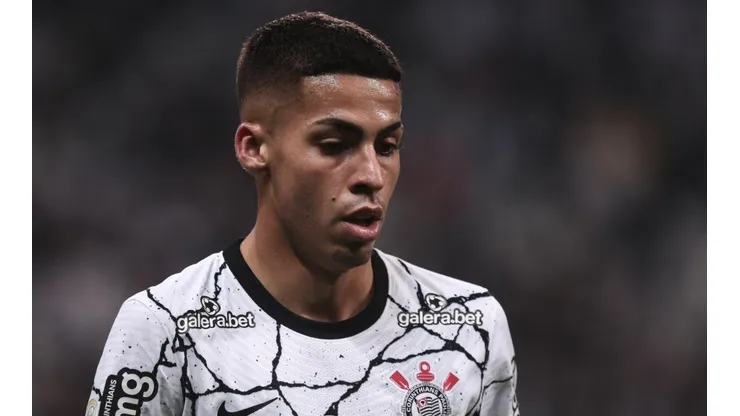 Gabriel Pereira tem ótimos números como titular no Corinthians. (Foto: Ettore Chiereguini/AGIF)