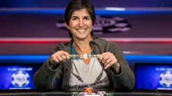 Americana se torna campeã mundial de poker feminino