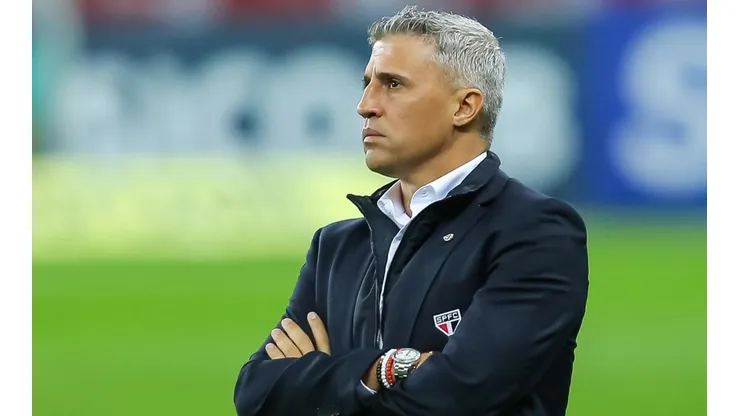 Hernán Crespo deixou o comando do São Paulo nesta quarta-feira (Foto: Pedro H. Tesch/AGIF)