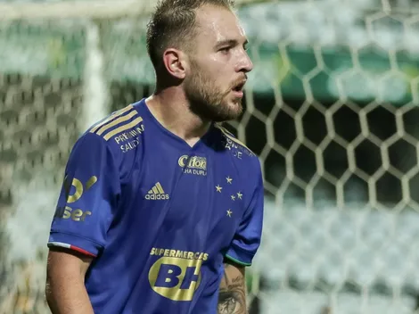 Jogadores do Cruzeiro iniciam greve por causa de salários atrasados