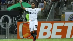 Raniel comemora primeiro gol em mais de um ano e meio com a camisa do Santos (Fernando Moreno/AGIF)