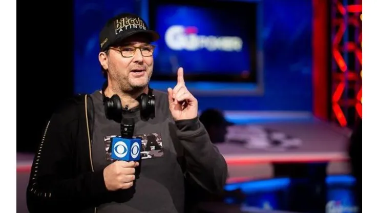 Phill Hellmuth está em busca do 16º bracelete (Foto: Danny Maxwell/PokerNews)