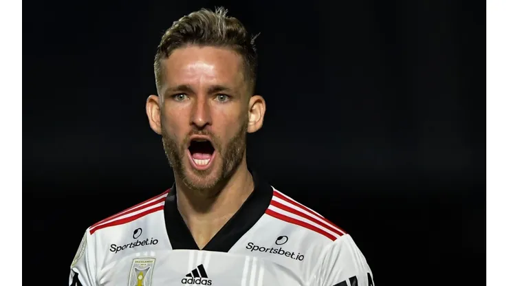 RJ - Rio de Janeiro - 10/10/2020 - BRASILEIRO A 2020, VASCO X FLAMENGO - Leo Pereira jogador do Flamengo comemora seu gol durante partida contra o Vasco no estadio Sao Januario pelo campeonato Brasileiro A 2020. Foto: Thiago Ribeiro/AGIF