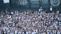 Neto detona Bolsonaro e enaltece o Santos: "Ele deveria respeitar as pessoas"