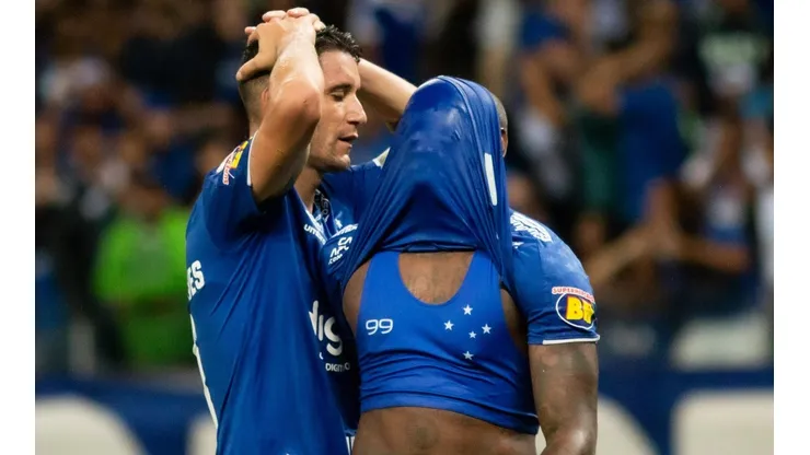 Em 2019, o Cruzeiro foi rebaixado à Série B pela primeira vez (Foto: Fernando Moreno/AGIF)