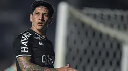 Vasco terá cinco confrontos de "seis pontos" seguidos na Série B (Foto: Thiago Ribeiro/AGIF)