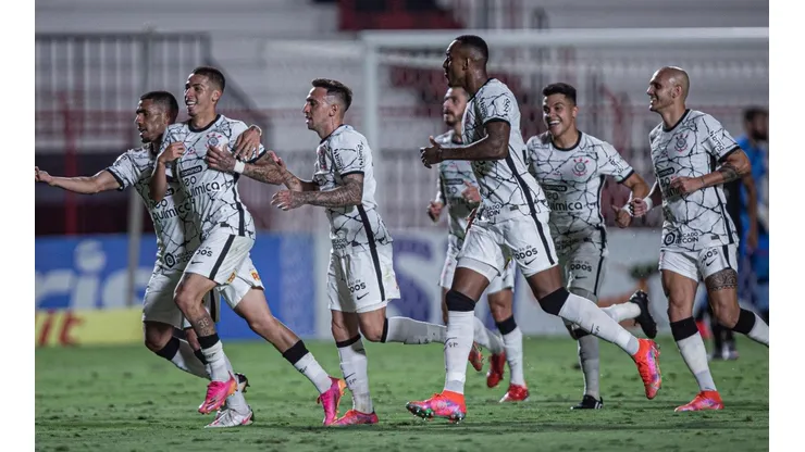 Provável escalação do Corinthians para enfrentar o Fluminense. (Foto: Heber Gomes/AGIF)