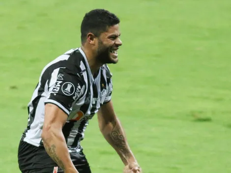 'O Cuca foi muito importante', revela atacante, após início difícil na relação