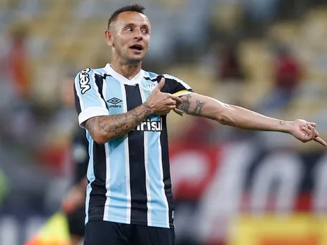 Criticado no Grêmio, Rafinha tem retorno desejado por torcedores do Flamengo: 'Volta para sua casa'