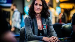 Kara Scott explica o que não fazer em uma mesa de poker (Foto: Divulgação 888poker)