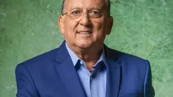 Globo corta 80% do salário de Galvão Bueno; descubra quanto ele recebe