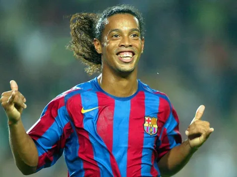 Revista inglesa considera Ronaldinho Gaúcho melhor jogador dos anos 2000 e lamenta problemas de Adriano
